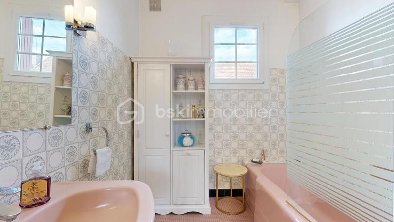 Maison de ville - 194 m² - 8 pièces