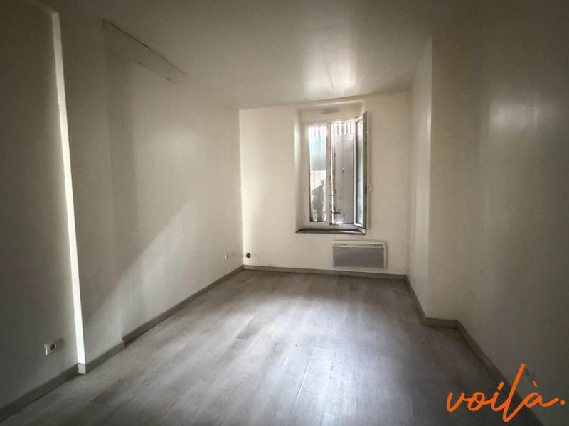 Immeuble - 160 m² - 8 pièces