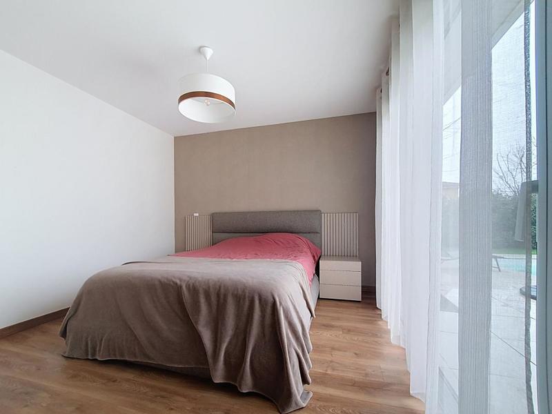 Maison - 160 m² - 5 pièces