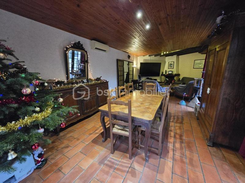 Pavillon - 261 m² - 10 pièces