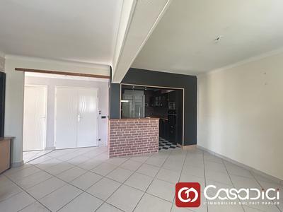 Maison - 92 m² - 5 pièces