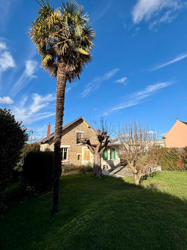 Maison - 97 m² - 5 pièces