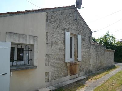 Maison - 76 m² - 4 pièces
