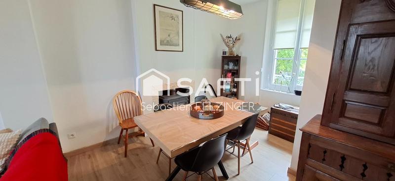 Maison - 98 m² - 6 pièces