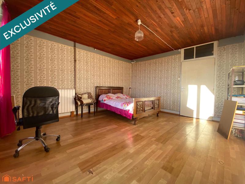 Maison - 300 m² - 10 pièces