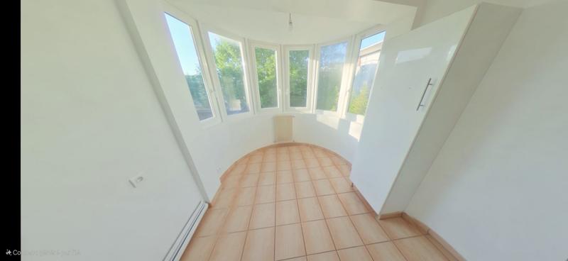 Appartement - 103 m² - 4 pièces