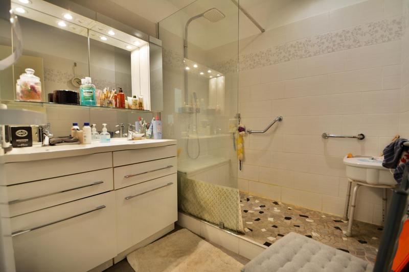 Maison - 96 m² - 5 pièces