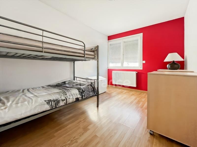 Appartement - 75 m² - 4 pièces