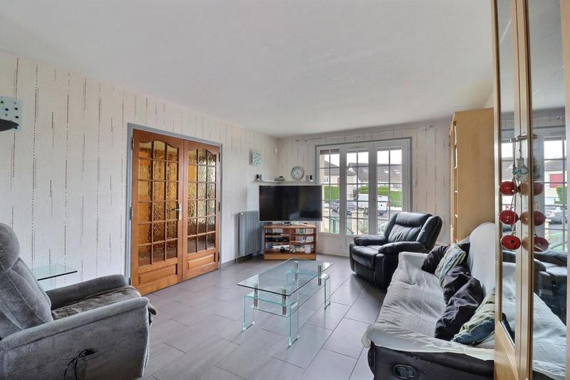 Maison - 120 m² - 6 pièces