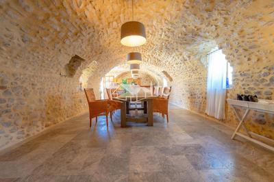 Propriété - 537 m² - 12 pièces