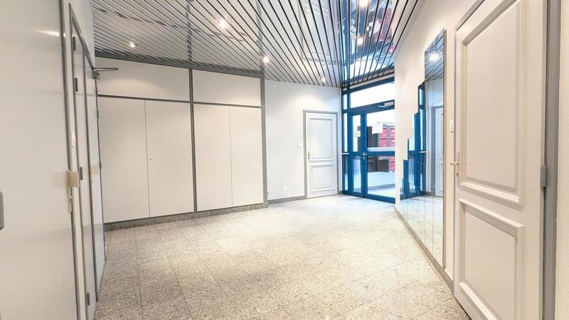 Bureau - 113 m² - 4 pièces