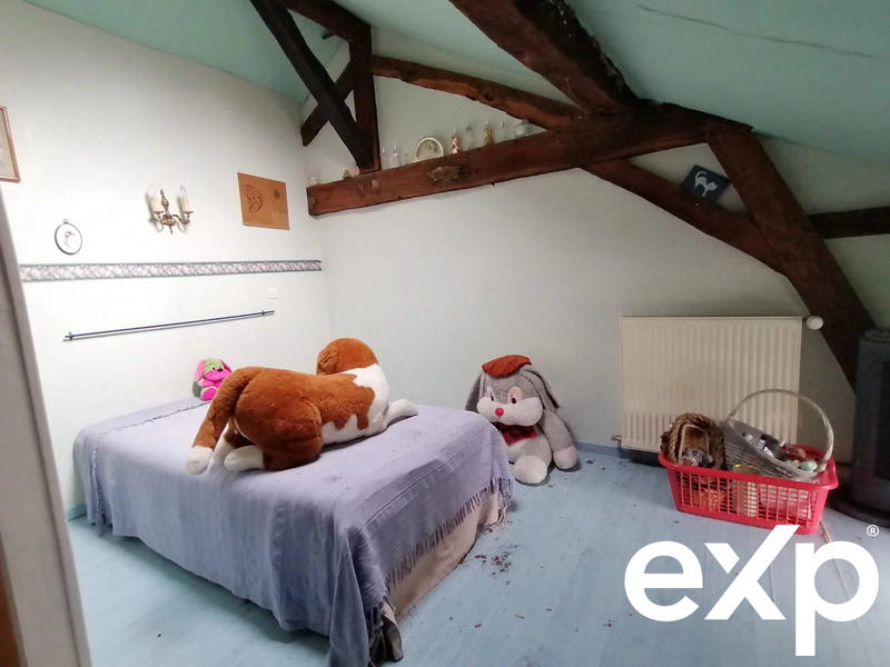 Maison traditionnelle - 141 m² - 6 pièces