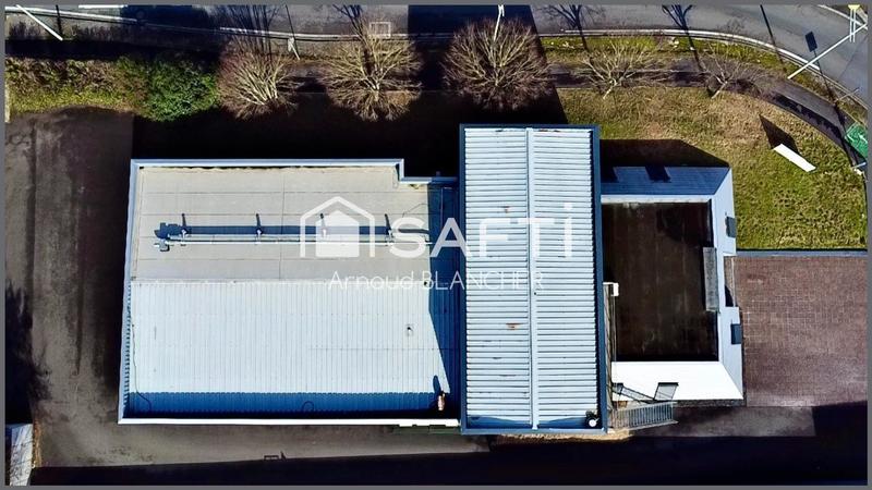 Local commercial - 780 m² - 25 pièces