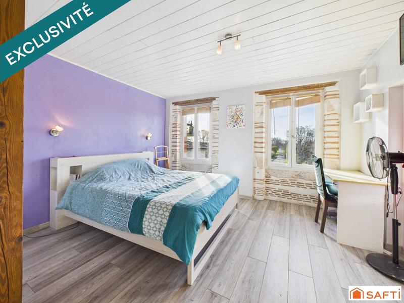 Maison - 210 m² - 8 pièces