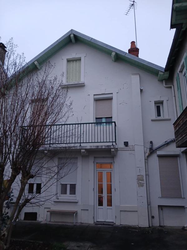 Immeuble - 130 m² - 4 pièces