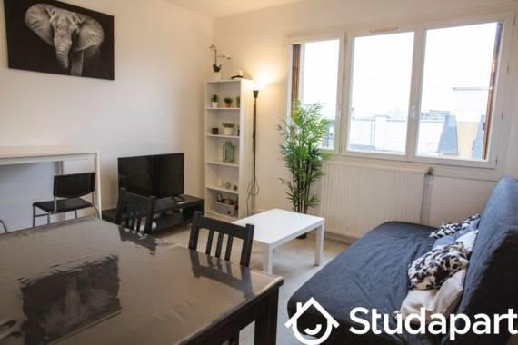 Chambre - 9 m² - 1 pièce