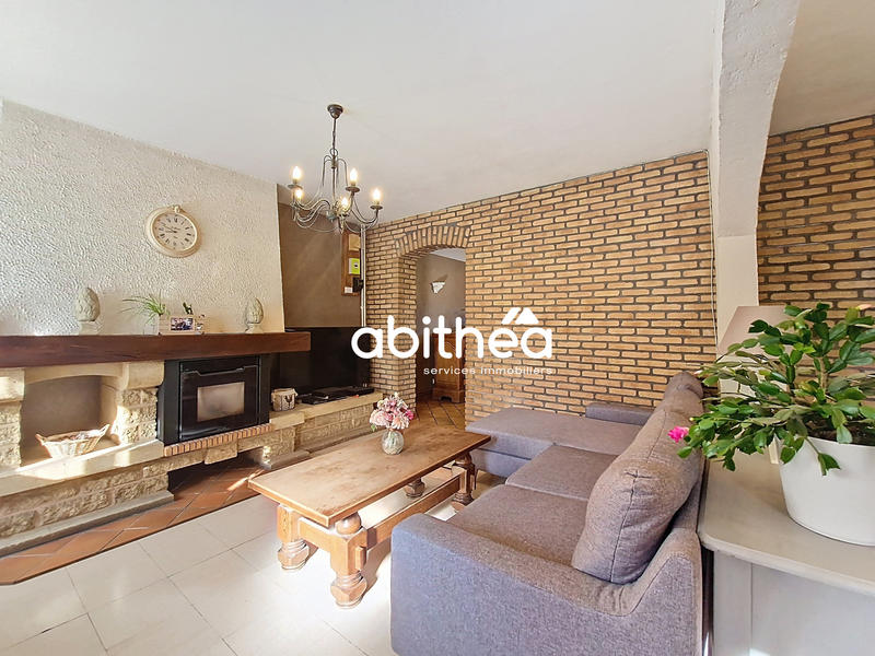 Maison - 102 m² - 4 pièces