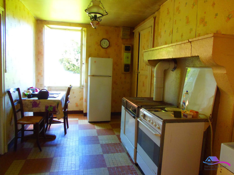 Maison - 88 m² - 3 pièces