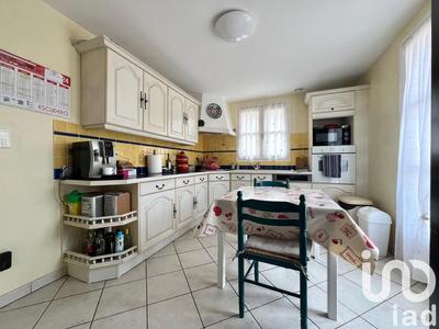 Maison - 205 m² - 9 pièces