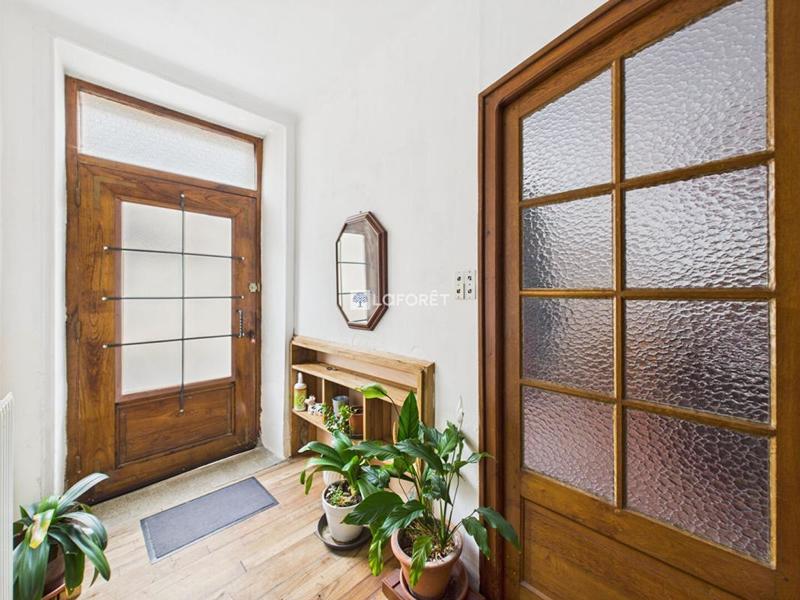 Maison - 265 m² - 10 pièces