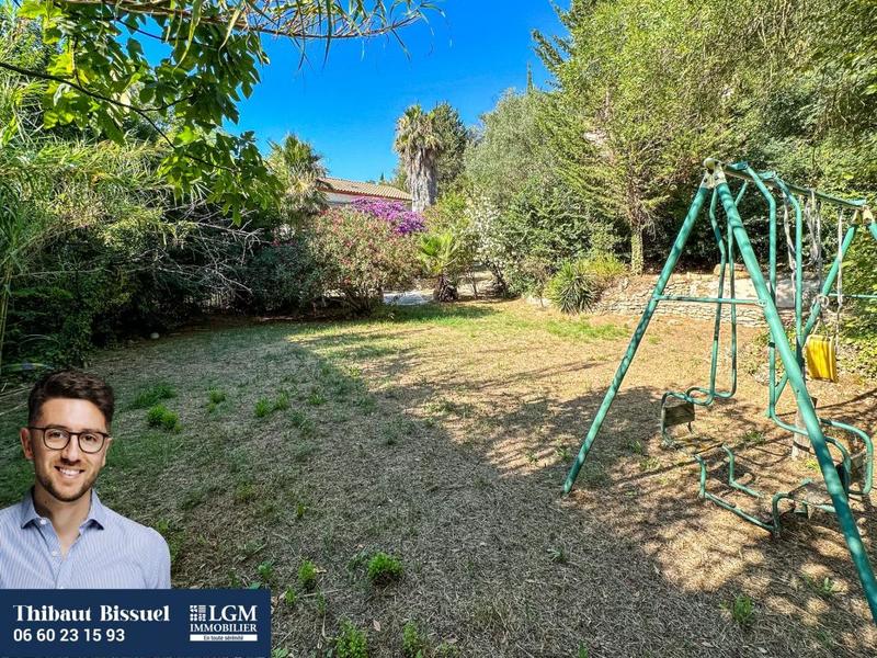 Maison - 250 m² - 8 pièces