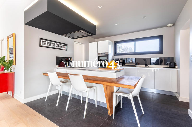 Maison contemporaine - 152 m² - 6 pièces