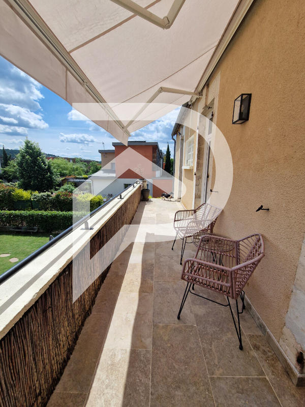 Immeuble - 7 pièces