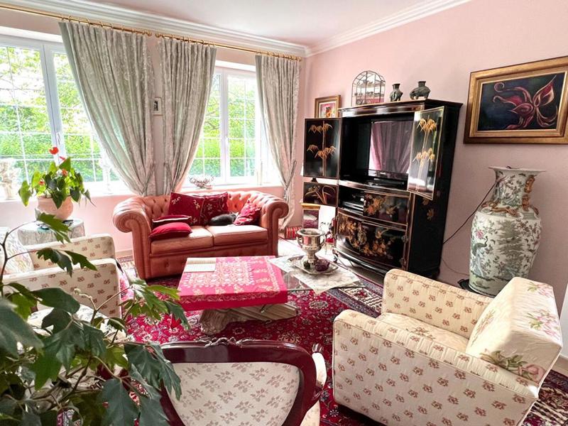 Immeuble - 340 m² - 11 pièces