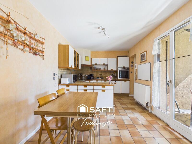 Maison - 140 m² - 7 pièces