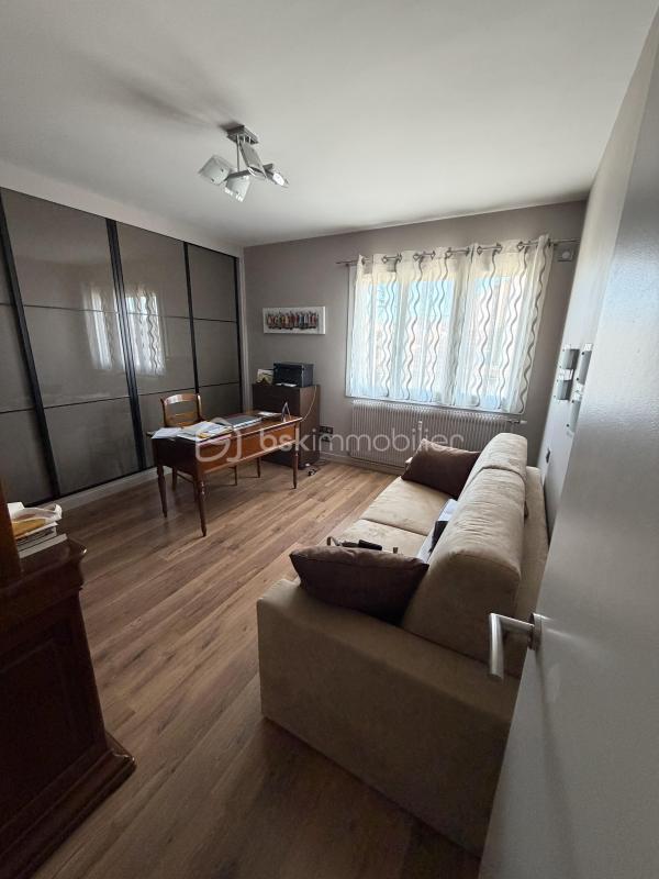 Appartement - 82 m² - 3 pièces