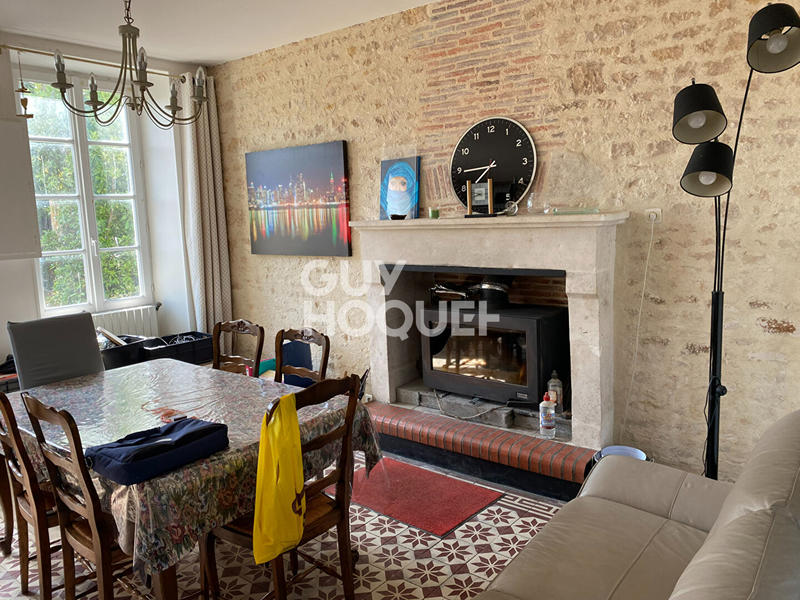 Maison - 230 m² - 5 pièces