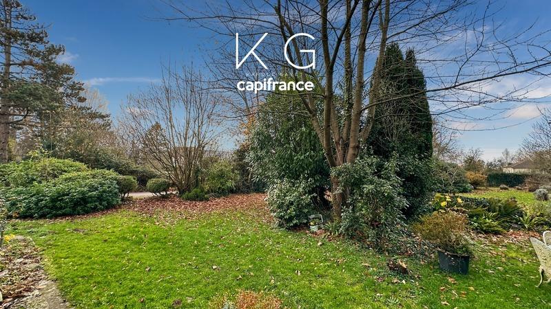 Propriété - 230 m² - 10 pièces