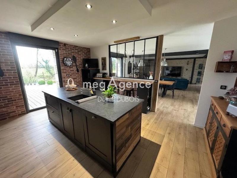 Corps de ferme - 360 m² - 10 pièces