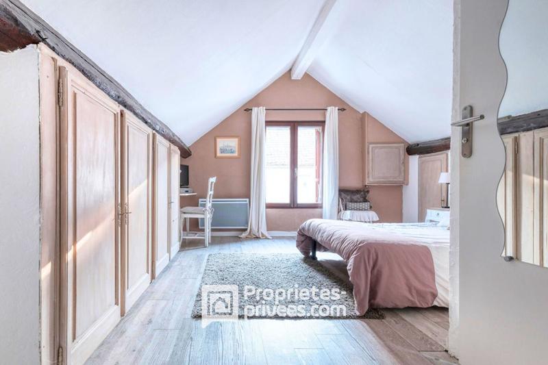 Maison - 183 m² - 9 pièces