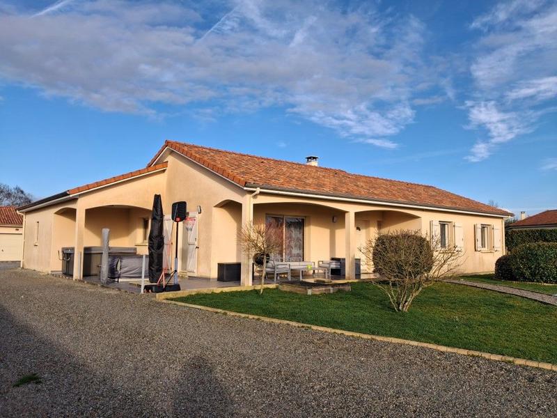 Maison - 163 m² - 7 pièces