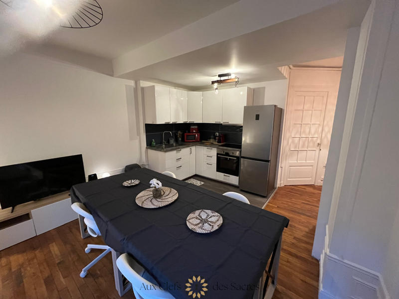 Appartement - 88 m² - 5 pièces