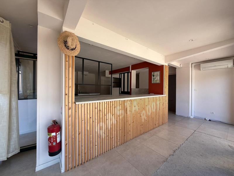 Bureau - 85 m² - 4 pièces