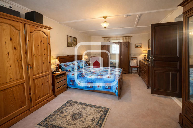 Maison - 150 m² - 5 pièces