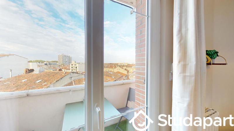 Chambre - 13 m² - 1 pièce