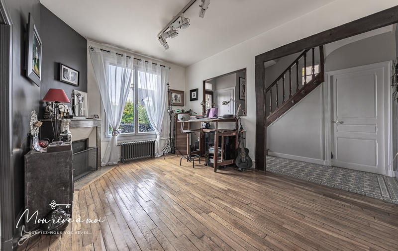 Maison - 145 m² - 6 pièces