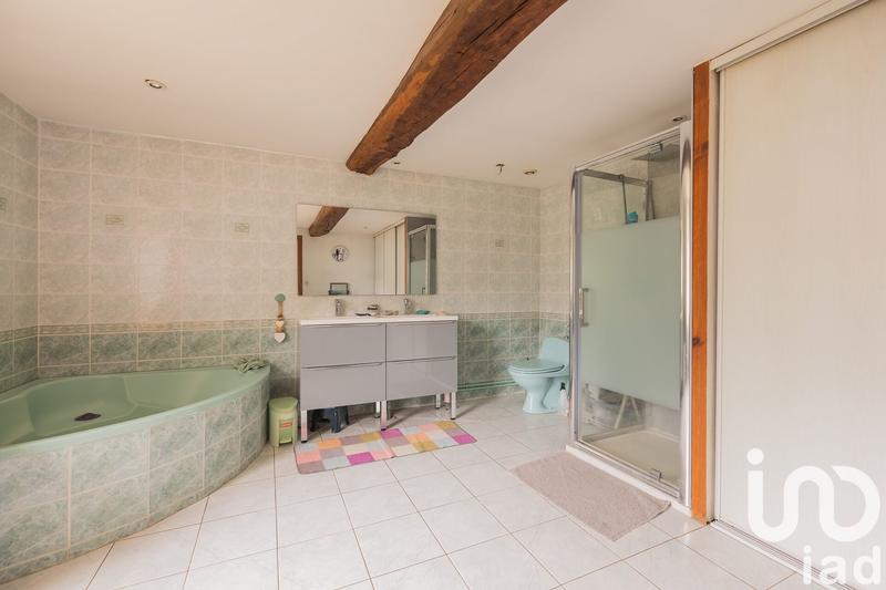 Maison - 339 m² - 10 pièces