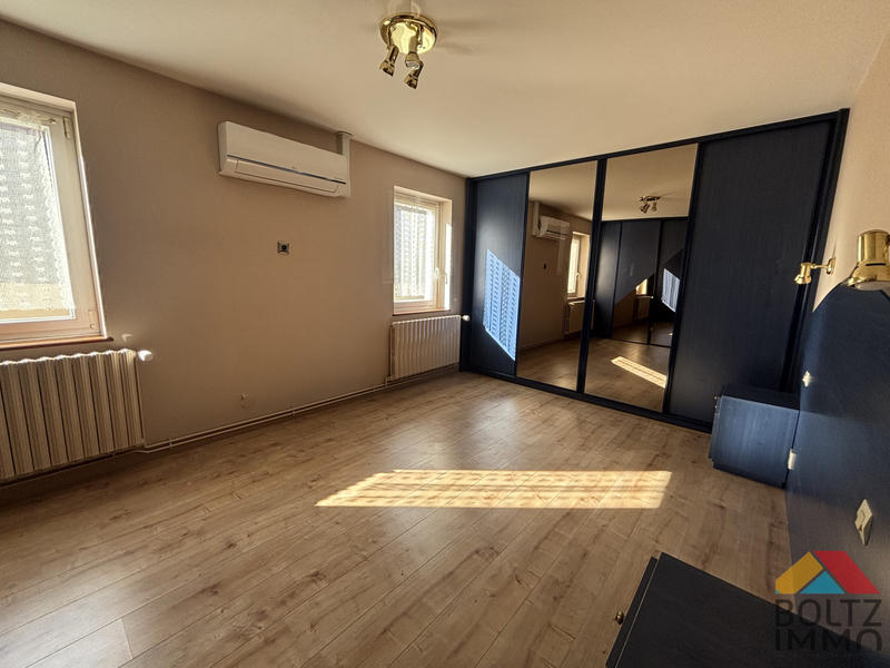 Maison - 155 m² - 6 pièces