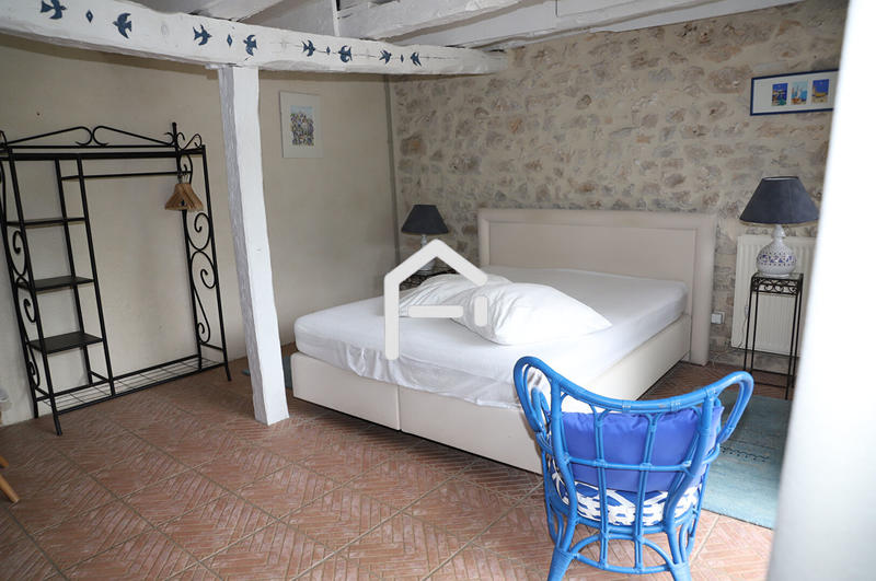 Maison - 474 m² - 15 pièces