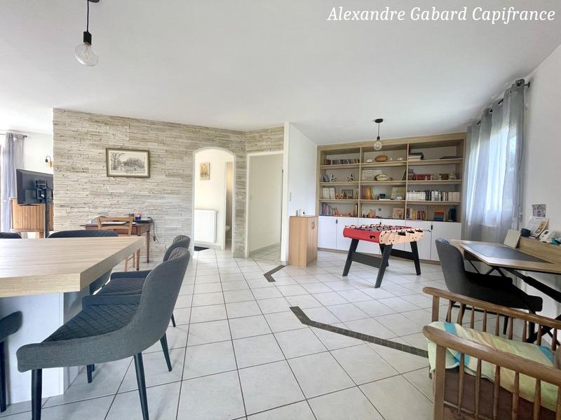 Maison - 152 m² - 6 pièces