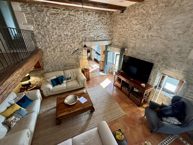 Mas - 260 m² - 12 pièces