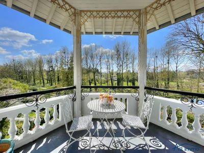 Maison ancienne - 197 m² - 8 pièces