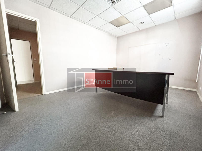 Maison - 476 m² - 12 pièces