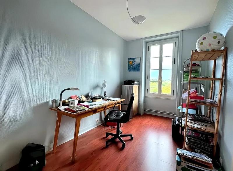 Demeure - 234 m² - 7 pièces