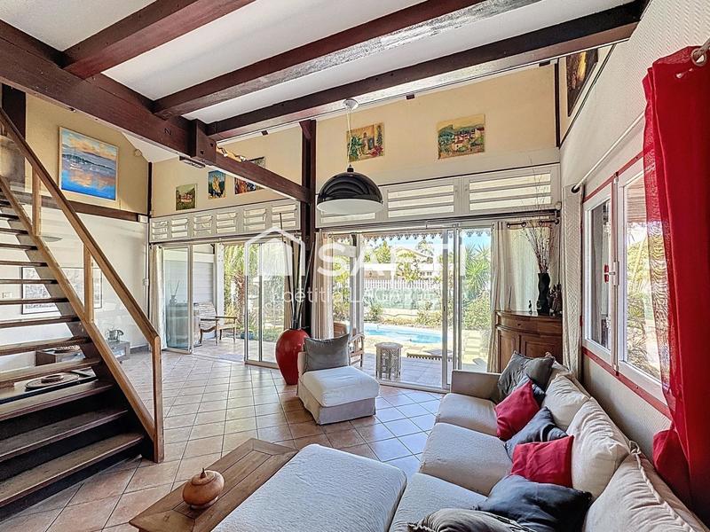 Maison - 146 m² - 6 pièces