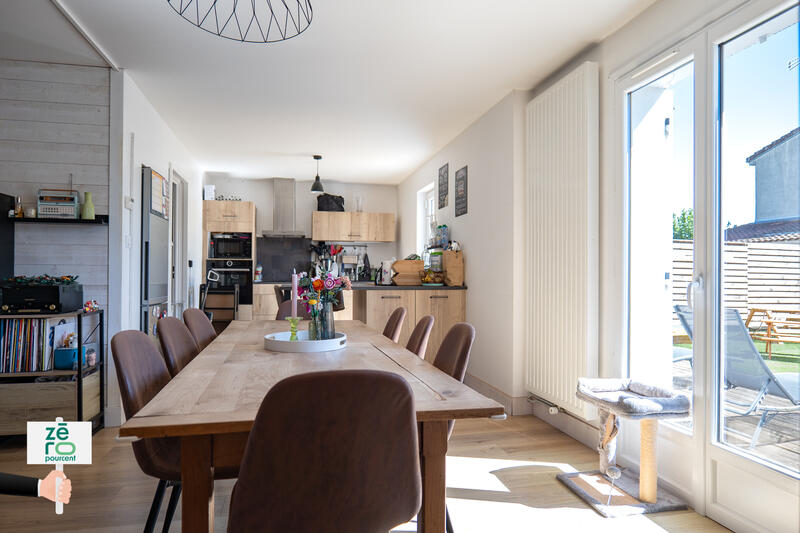 Maison - 101 m² - 5 pièces